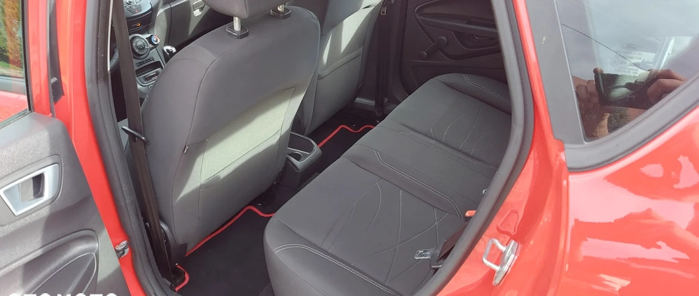 Ford Fiesta cena 22900 przebieg: 126000, rok produkcji 2013 z Karczew małe 254
